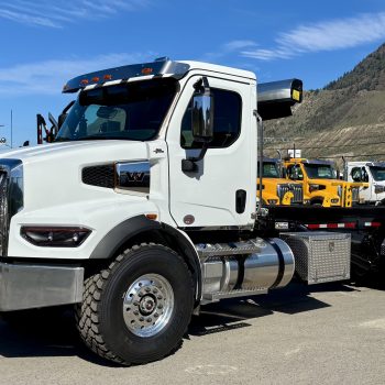 2025 Western Star 47XSB Day Cab #VT0800N