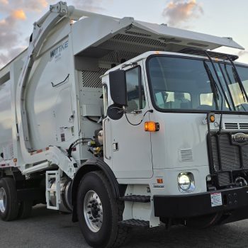 2024 Autocar ACX64 Day Cab #247809N