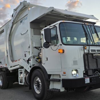 2024 Autocar ACX64 Day Cab #247809N