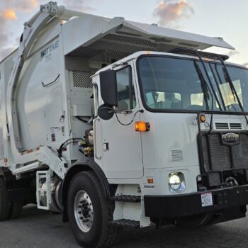 2024 Autocar ACX64 Day Cab #247808N