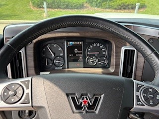 2024 Western Star 49XSF 072" Sleeper #UZ6007L