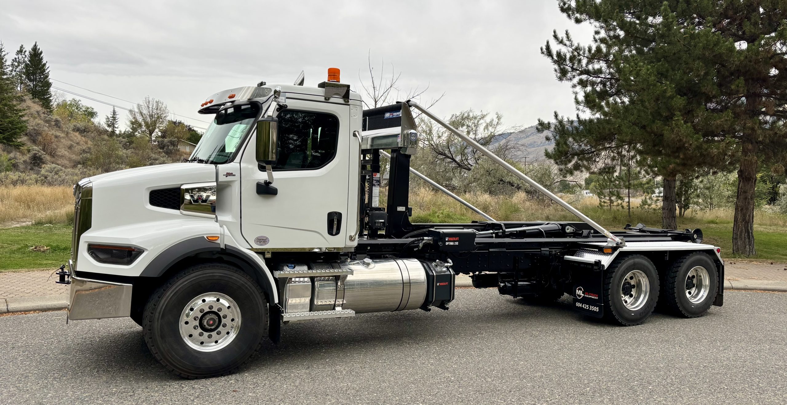 2025 Western Star 47X Day Cab #WE6321N
