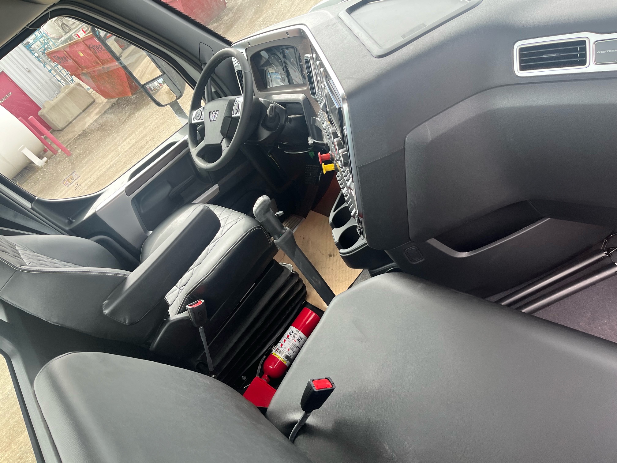 2026 Western Star 49X Day Cab #WS3396N