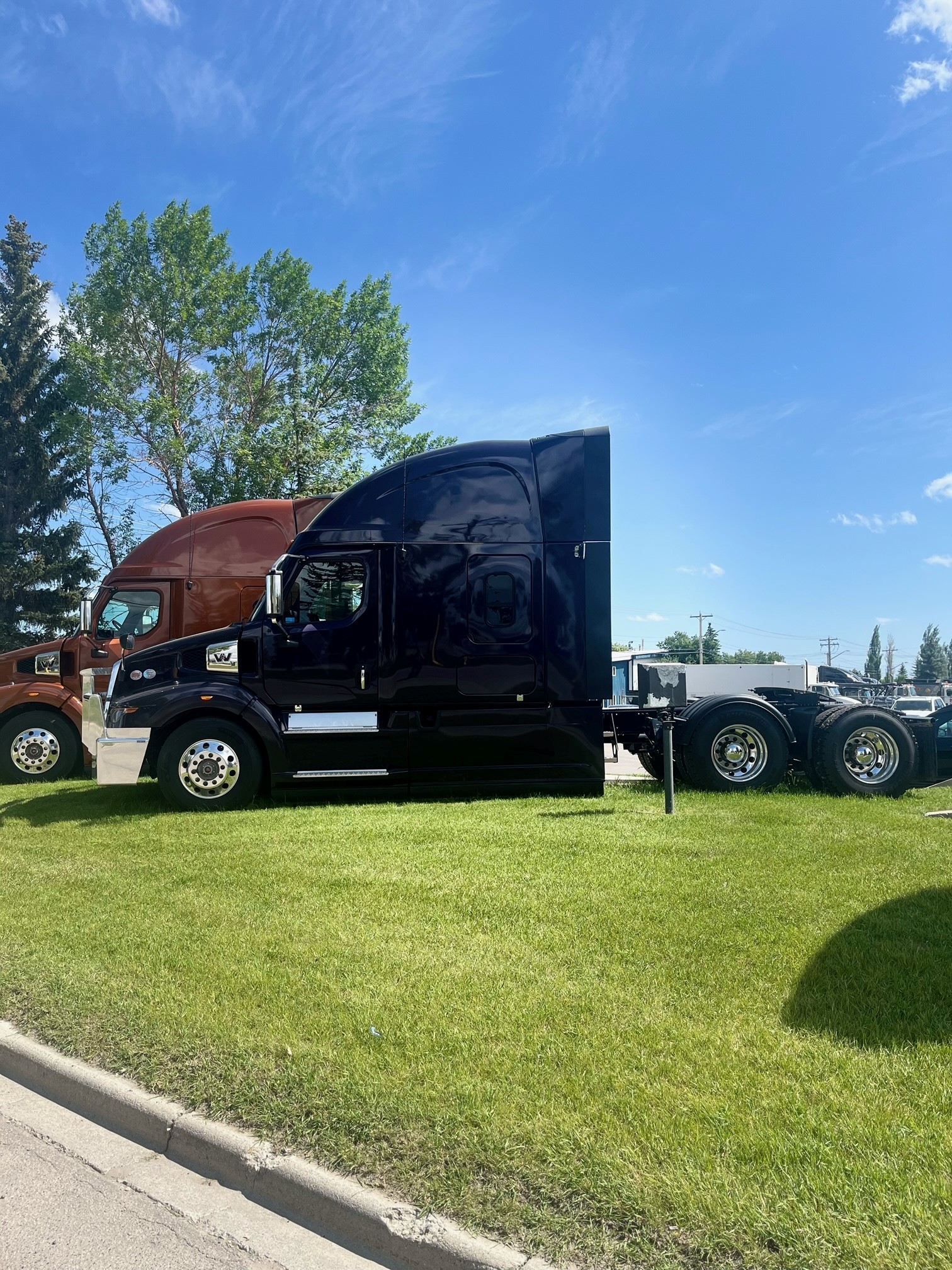 2025 Western Star 57X 072" Sleeper #WF0758N