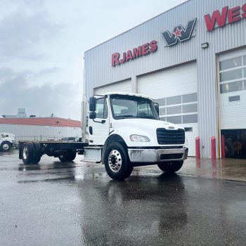 2026 Freightliner M2 106 Day Cab #WJ7371N