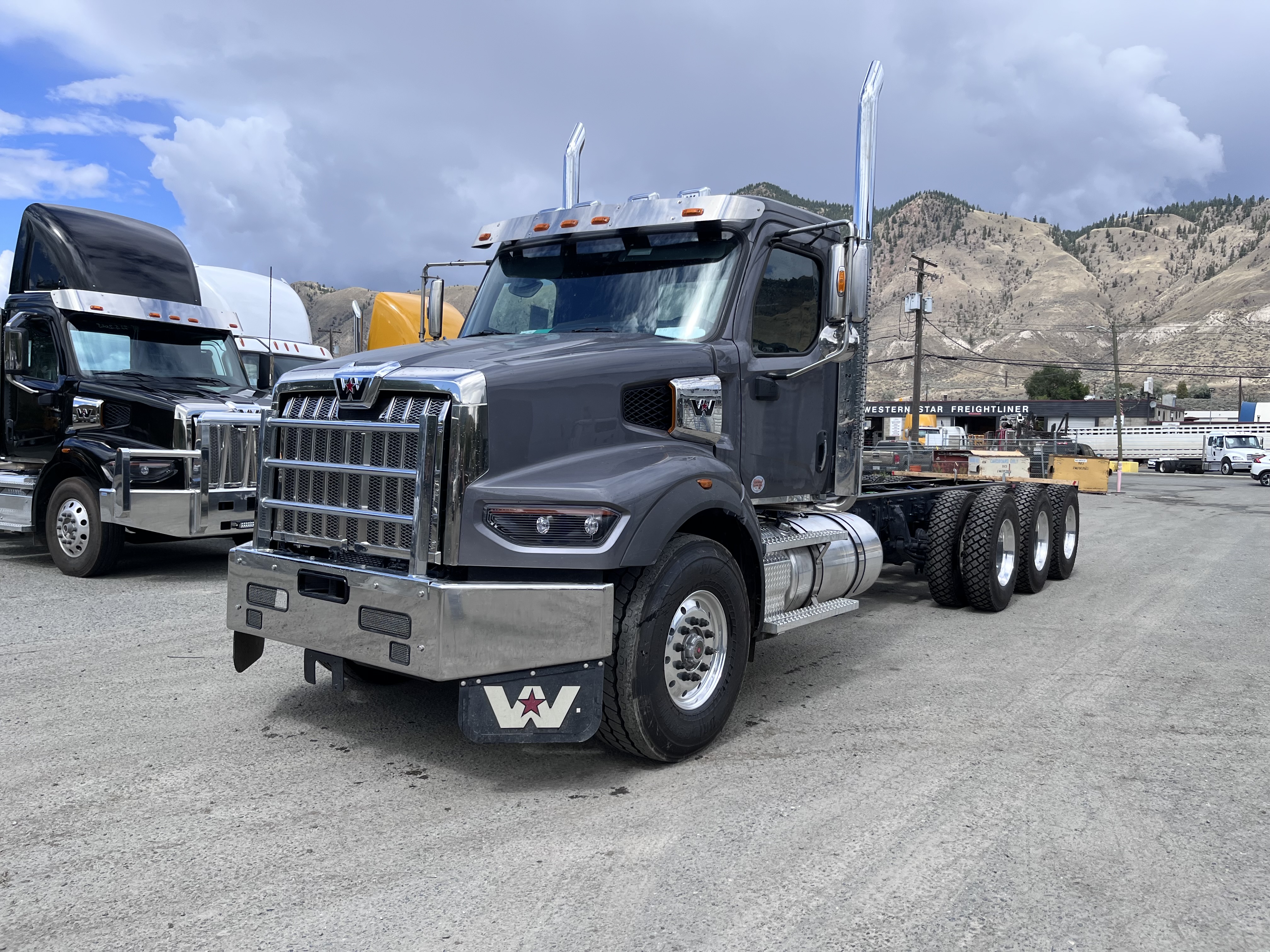 2026 Western Star 49X Day Cab #WS3791N
