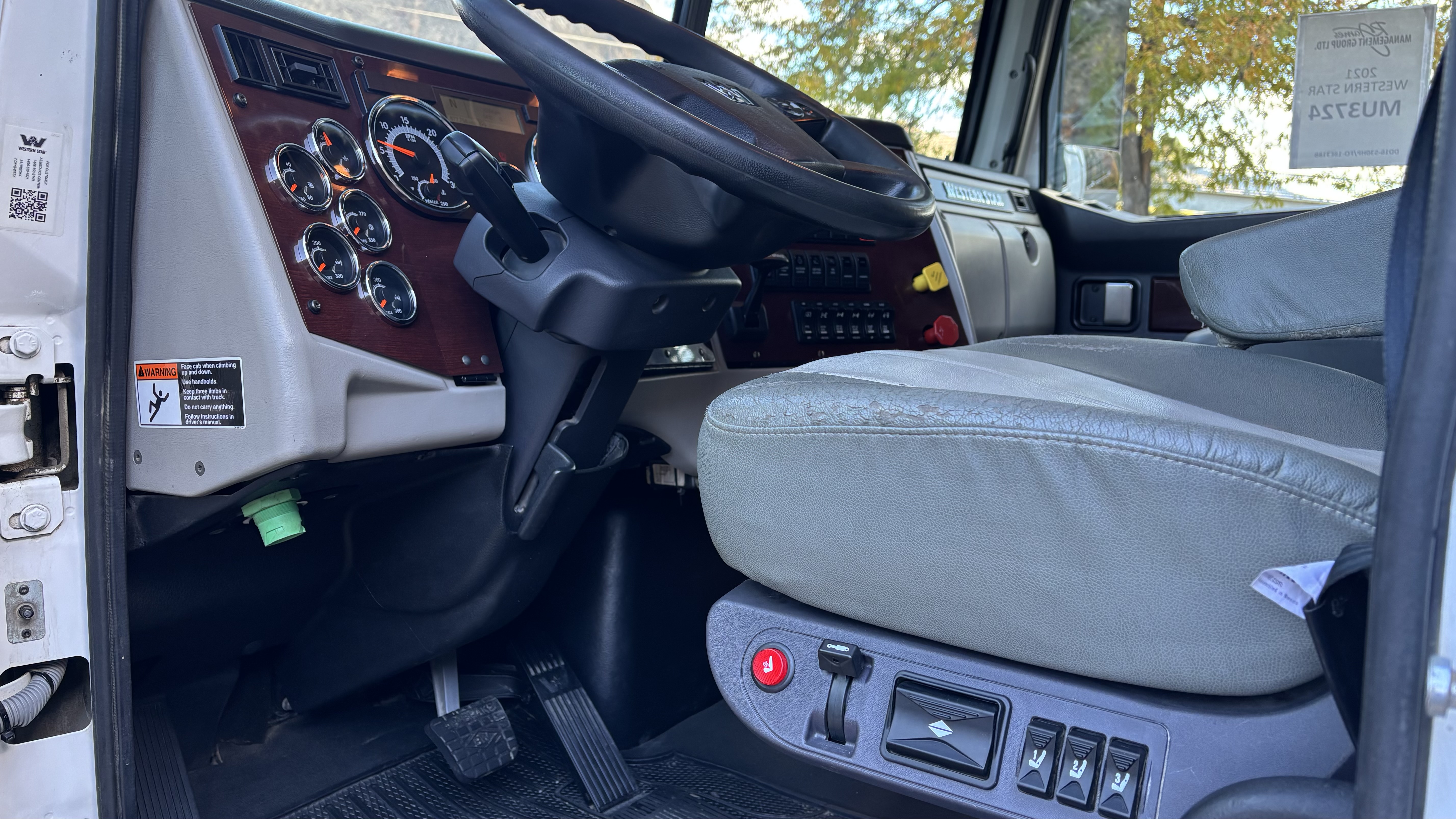 2021 Western Star 5700XE 068" Sleeper #MU3724L