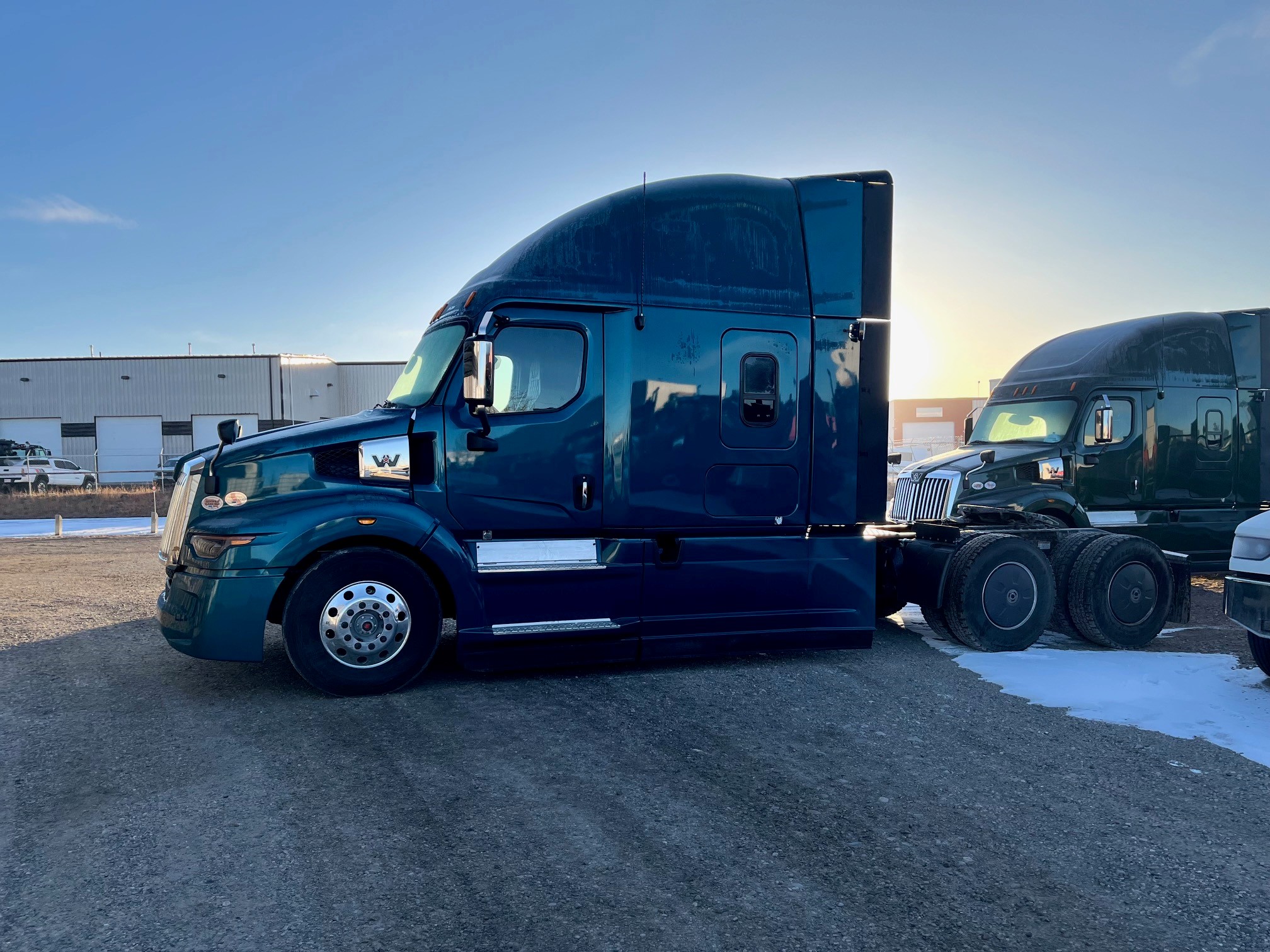 2025 Western Star 57X 072" Sleeper #WF0759N