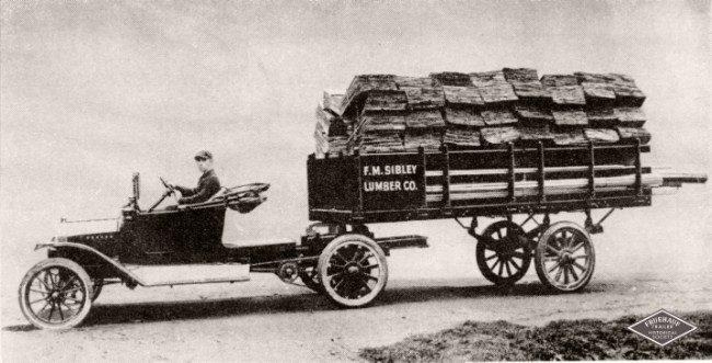 Photo of an older version of the semi-truck