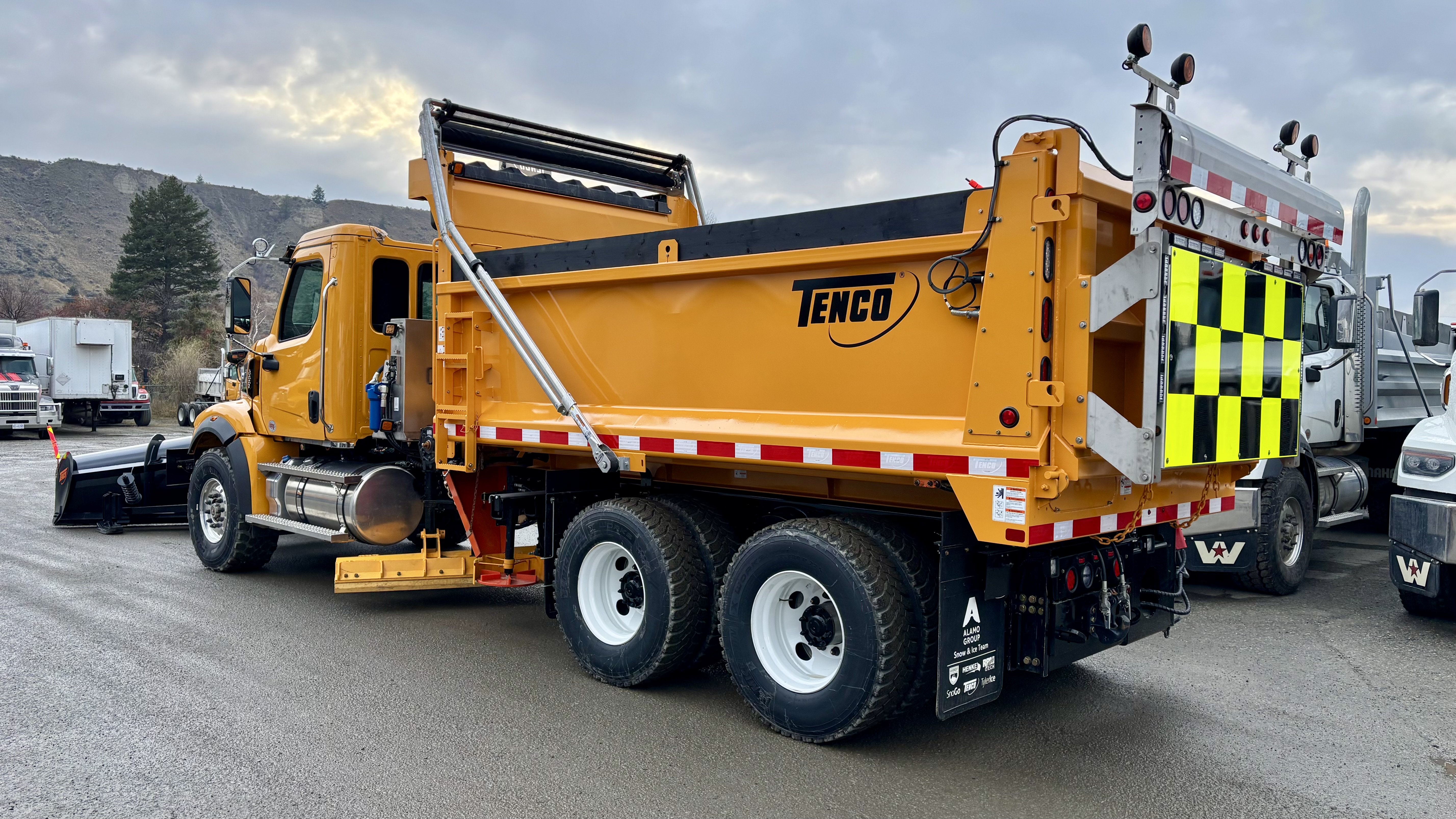 2025 Western Star 47X Day Cab #WD2260N