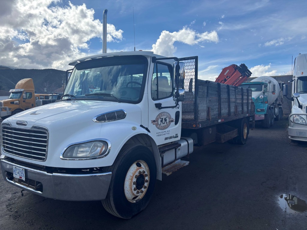 2010 FREIGHTLINER M2 DAY CAB" DAY CAB #AU2701C