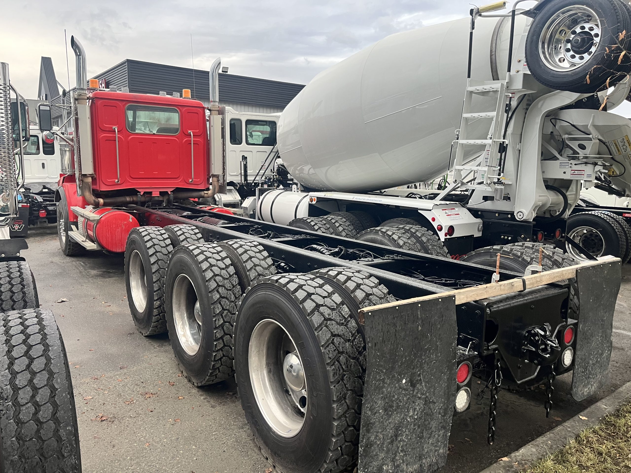 2019 WESTERN STAR 4900SB DAY CAB" DAY CAB #KN5723U