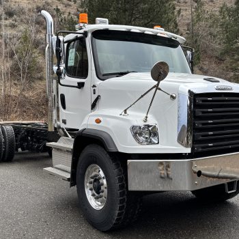 2026 FREIGHTLINER 114SD DAY CAB" DAY CAB #WF7035N