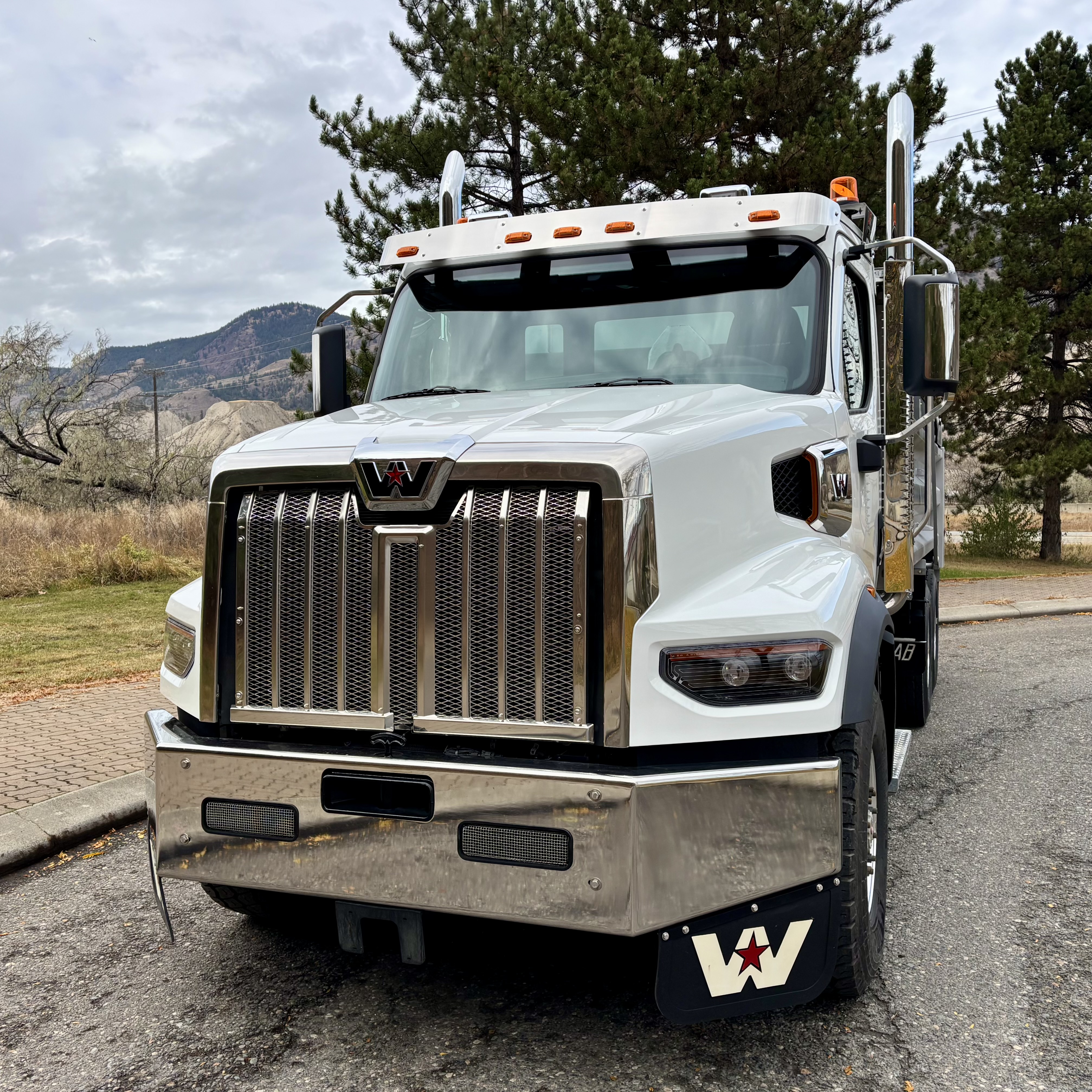 2026 WESTERN STAR 49XSB DAY CAB" DAY CAB #WL3511N
