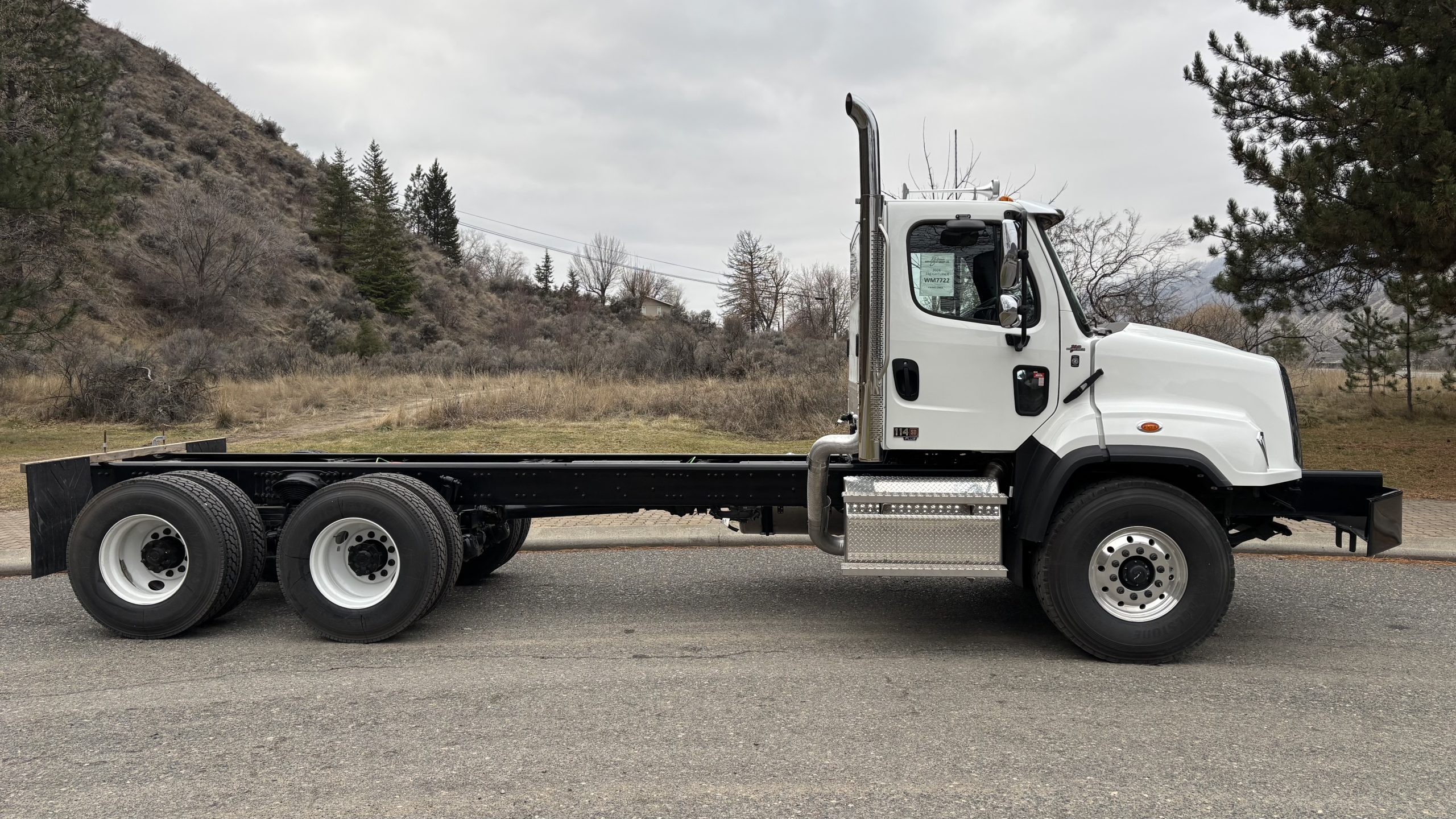2026 FREIGHTLINER 114SD DAY CAB" DAY CAB #WM7723N