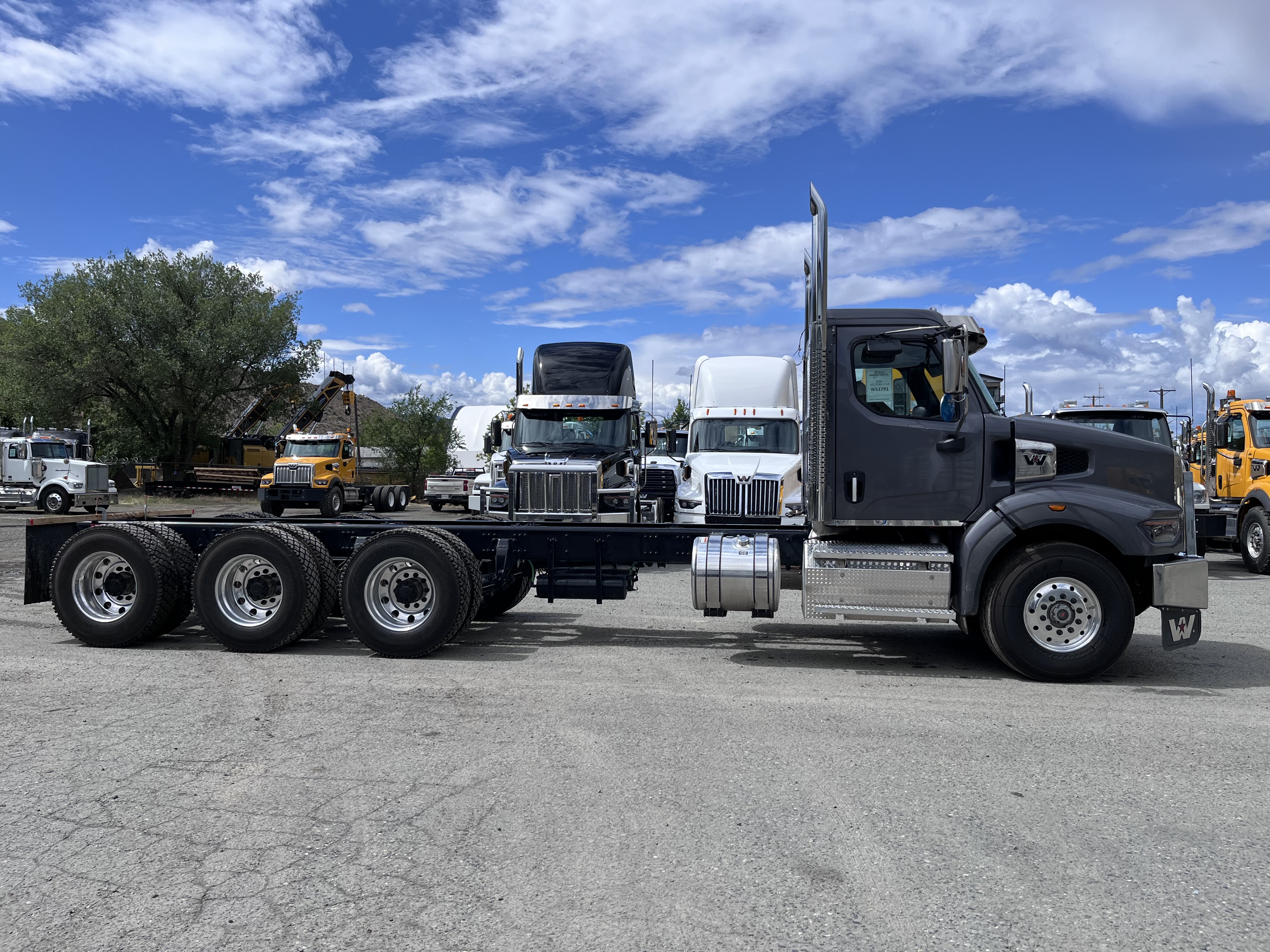 2026 WESTERN STAR 49X DAY CAB" DAY CAB #WS3791N