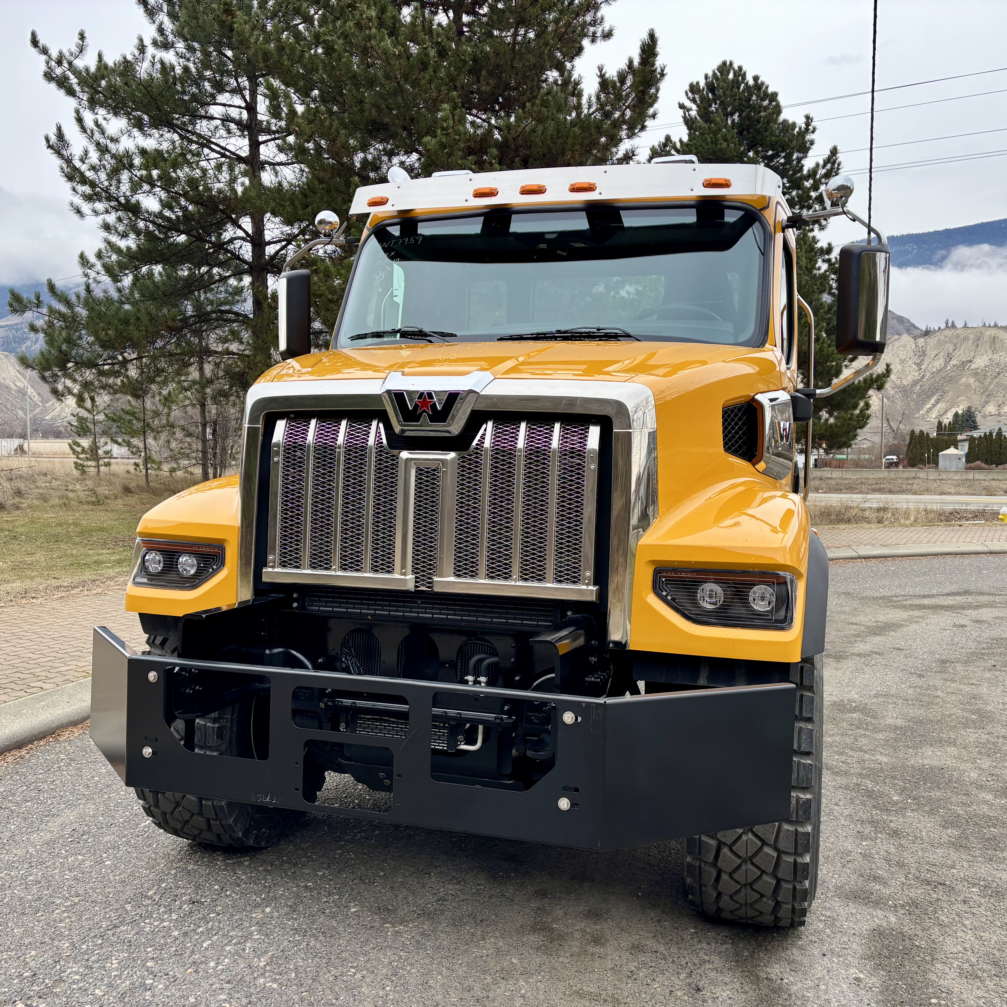 2026 WESTERN STAR 47X DAY CAB" DAY CAB #WT7959N
