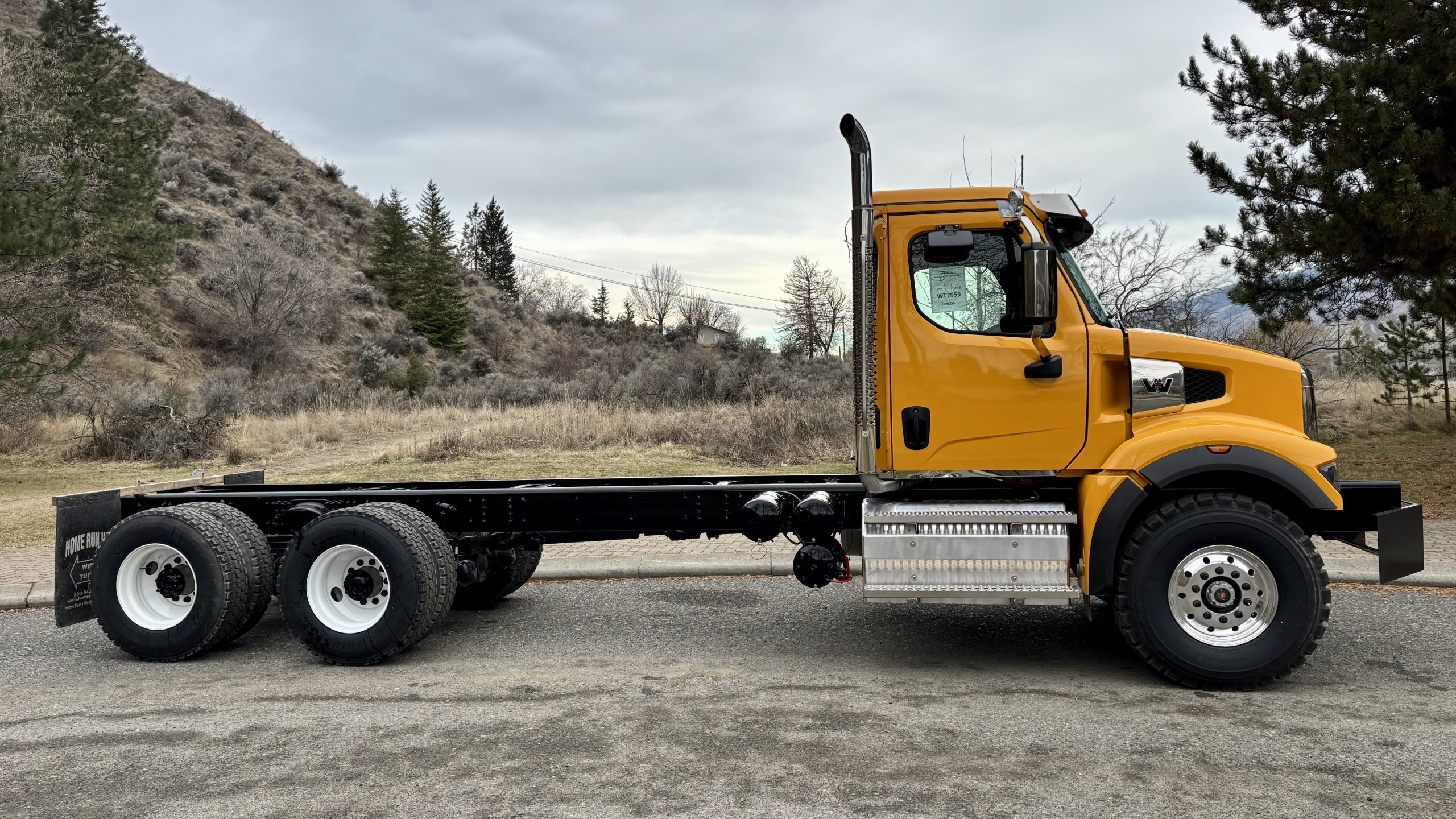 2026 WESTERN STAR 47X DAY CAB" DAY CAB #WT7959N