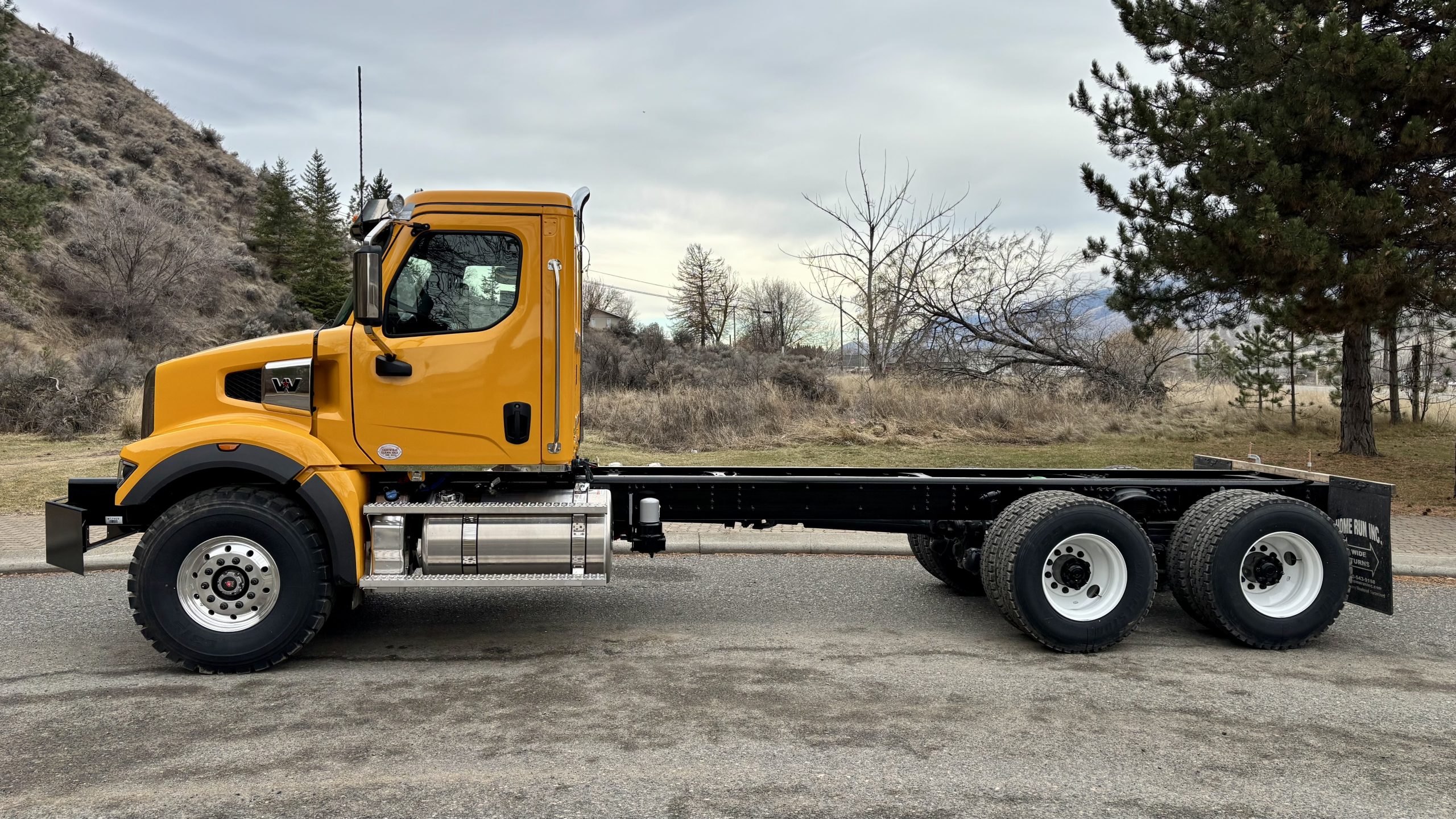 2026 WESTERN STAR 47X DAY CAB" DAY CAB #WT7959N