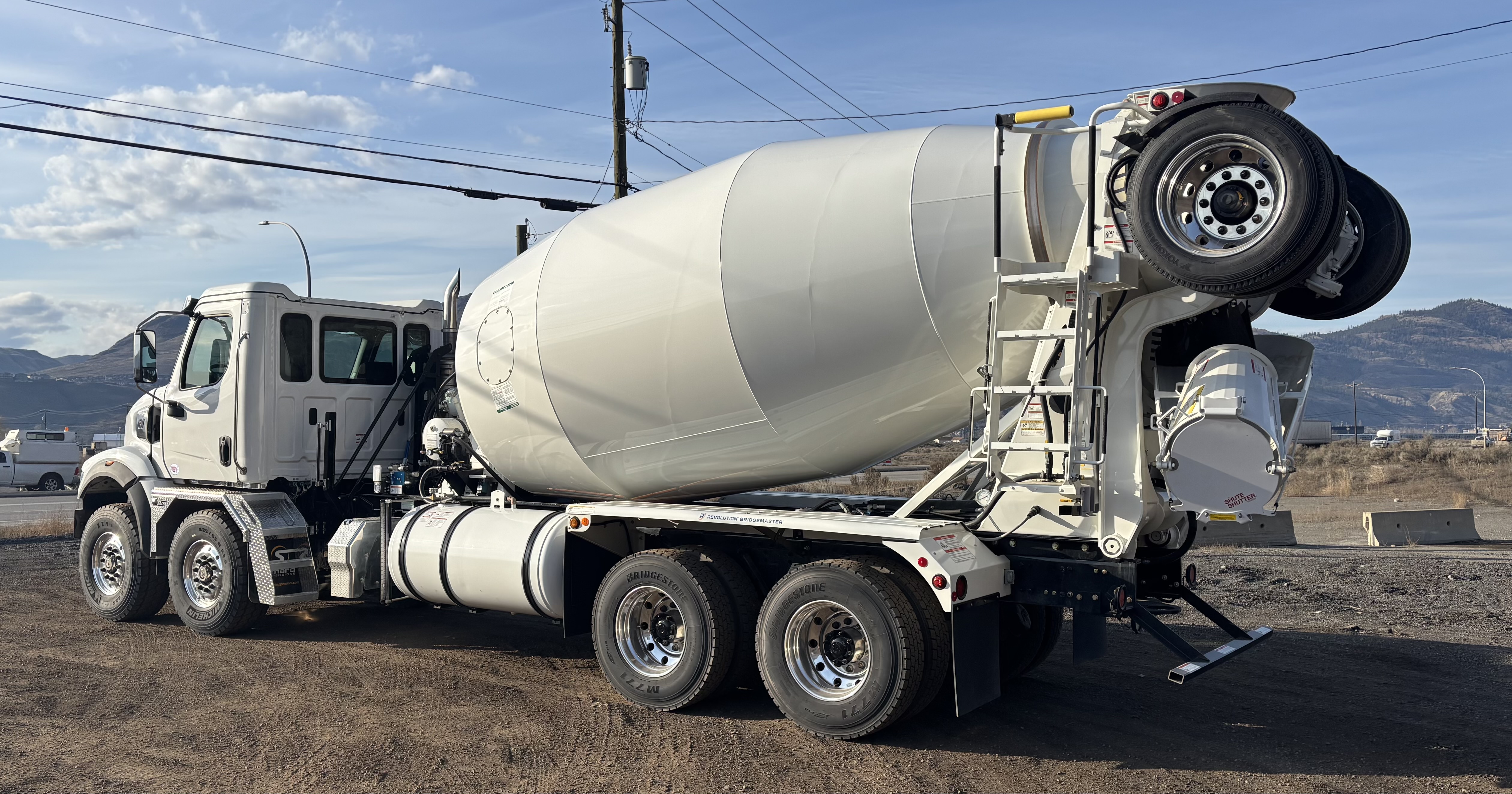 2026 WESTERN STAR 47XSF DAY CAB" DAY CAB #WT9272N