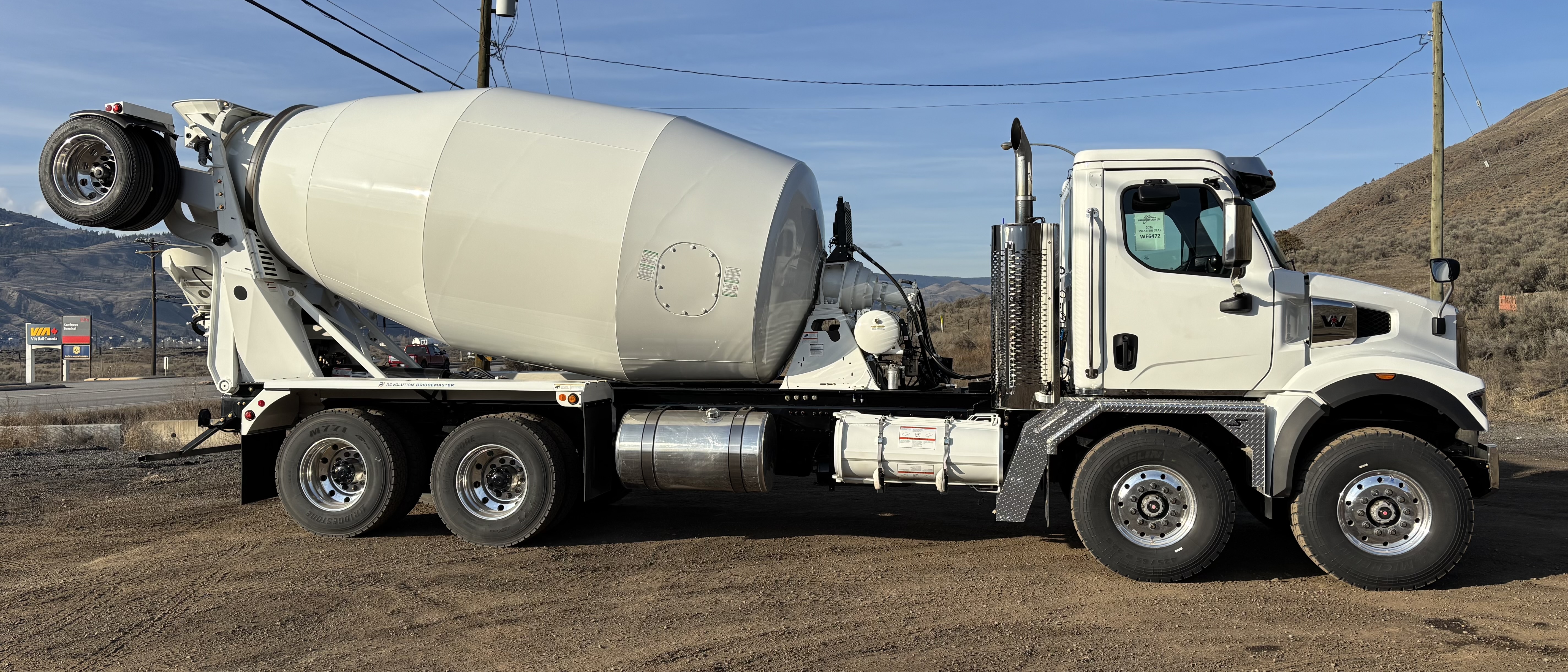 2026 WESTERN STAR 47XSF DAY CAB" DAY CAB #WT9272N