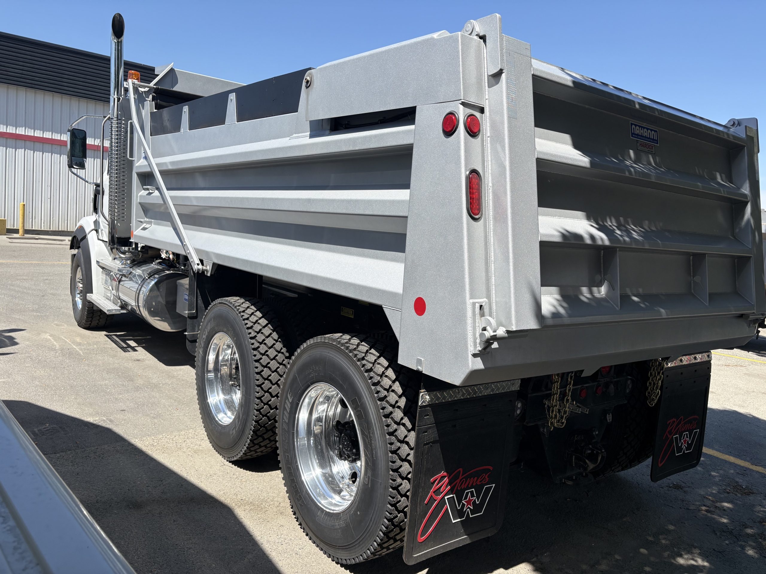 2026 WESTERN STAR 49X DAY CAB" DAY CAB #WT9240N