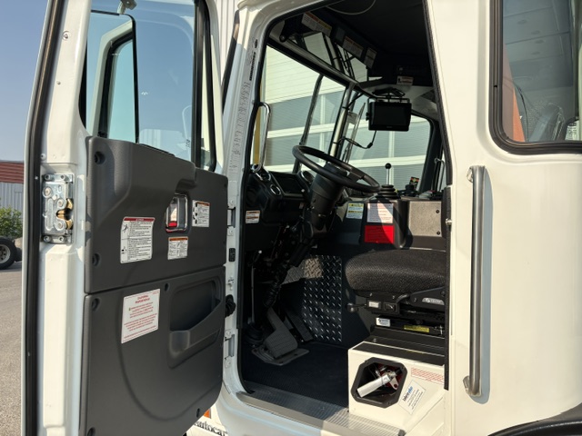 2025 AUTOCAR ACX64 #250747